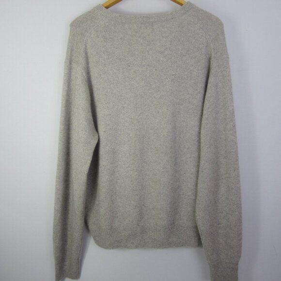 Lord & Taylor Men XL Light Heather Gray 100% 2 Ply Cashmere V Neck Sweater - Picture 2 of 8
